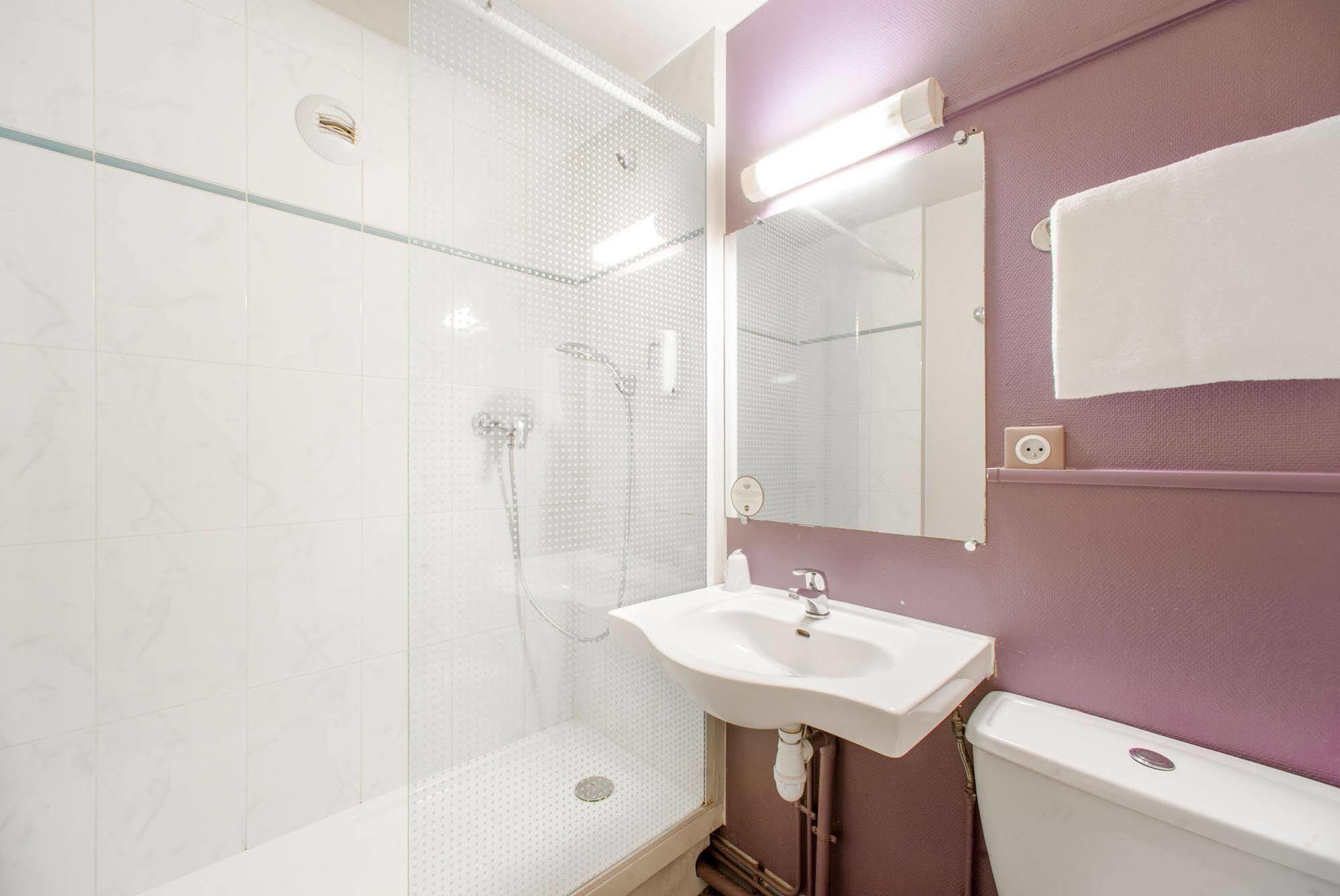B&B Hotel Herblay Esterno foto